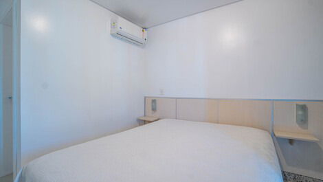 APARTAMENTO DE 2 DORMITÓRIOS A 180 MTS DA PRAIA DO CANTO GRANDE