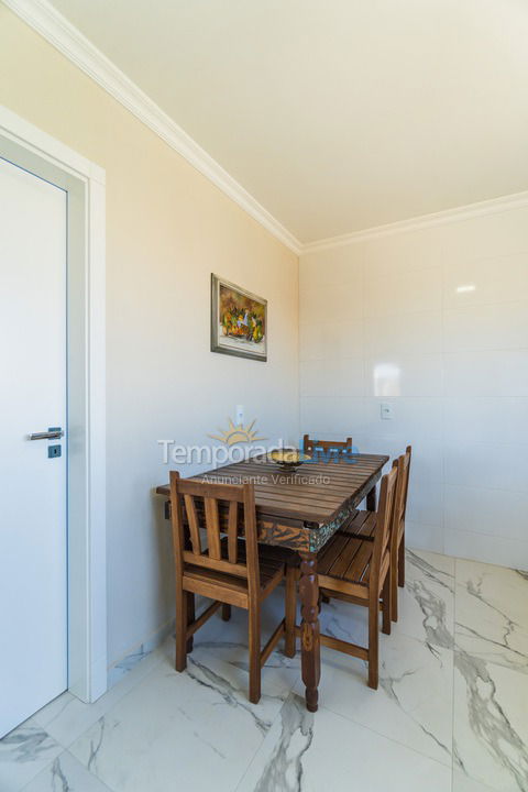 Apartamento para aluguel de temporada em Bombinhas (Canto Grande)