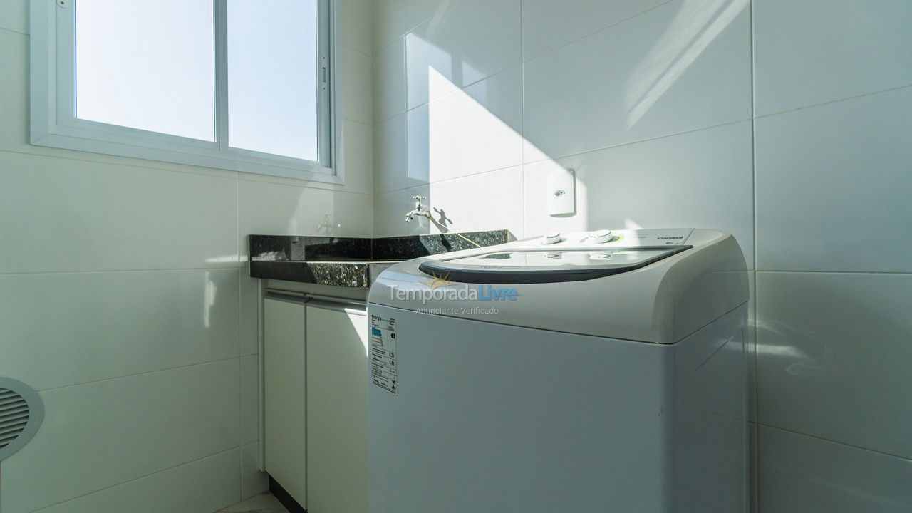 Apartamento para aluguel de temporada em Bombinhas (Canto Grande)