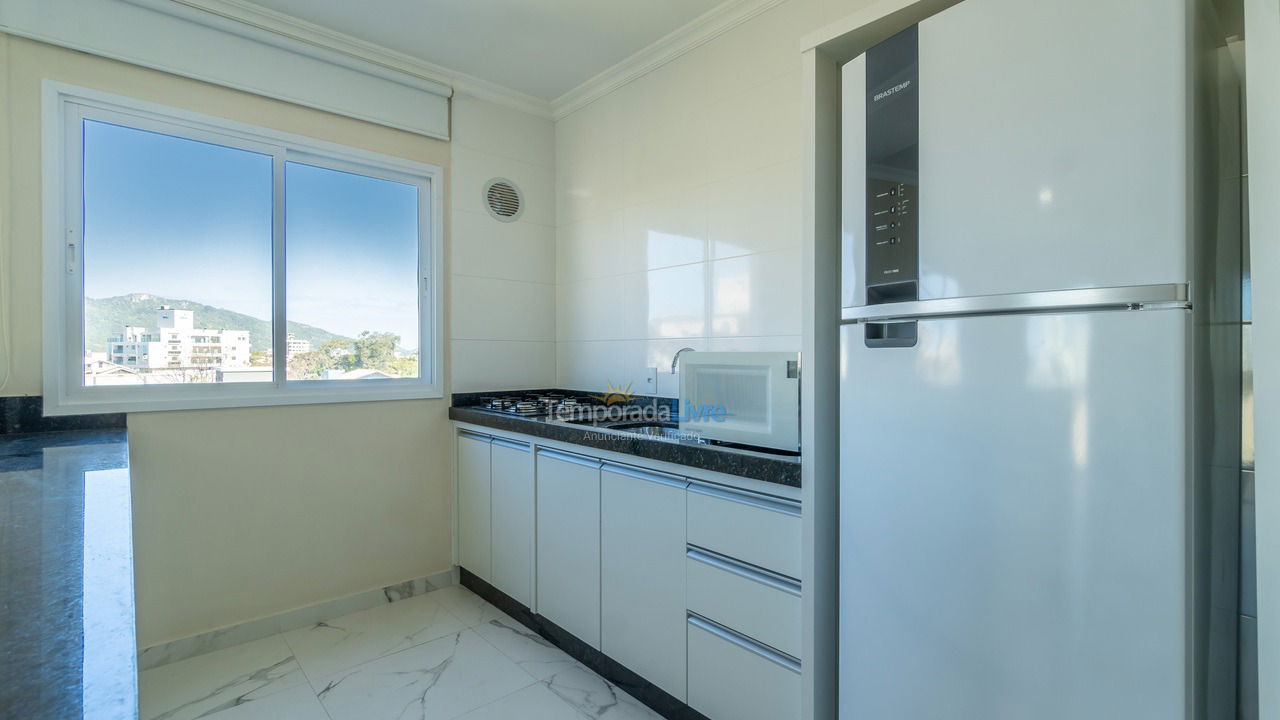 Apartamento para aluguel de temporada em Bombinhas (Canto Grande)