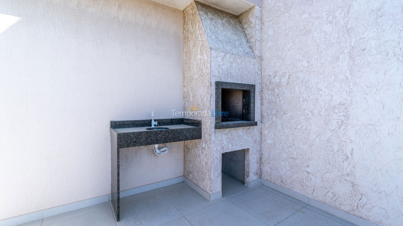 Apartamento para aluguel de temporada em Bombinhas (Canto Grande)