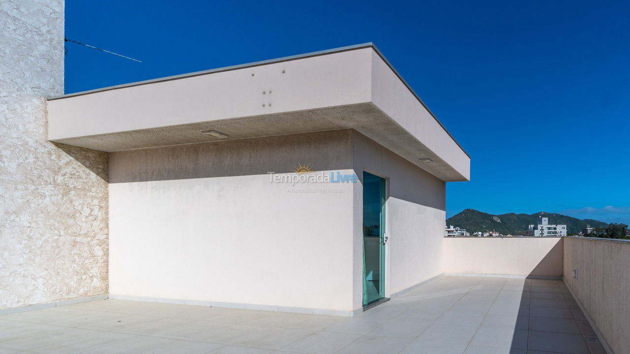 Apartamento para aluguel de temporada em Bombinhas (Canto Grande)