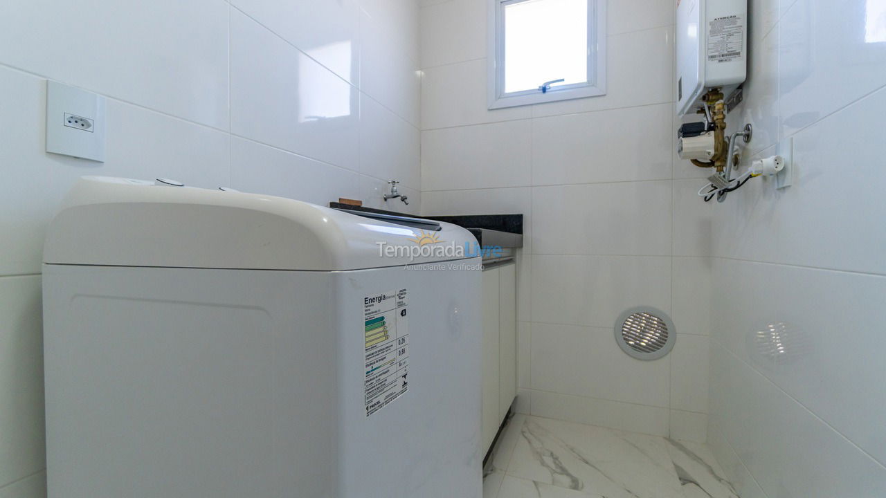 Apartamento para aluguel de temporada em Bombinhas (Canto Grande)