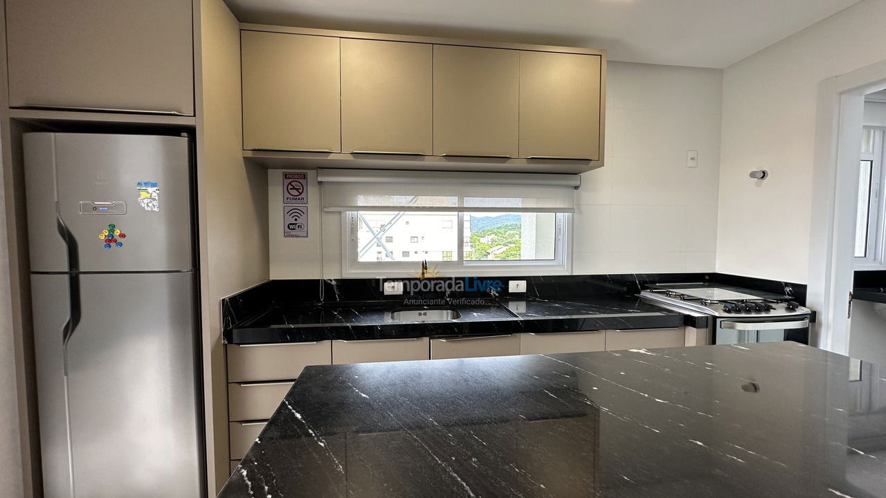Apartamento para aluguel de temporada em Bombinhas (Canto Grande)