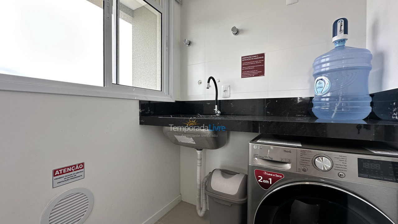 Apartamento para aluguel de temporada em Bombinhas (Canto Grande)
