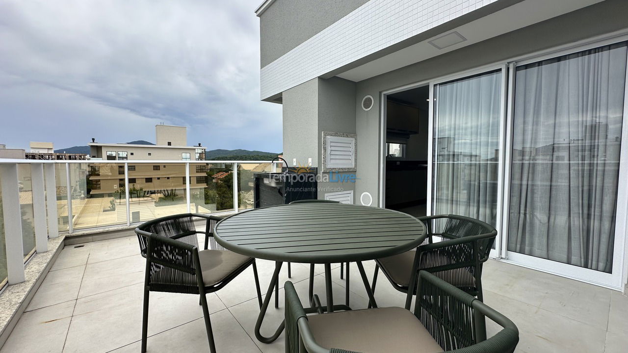Apartamento para aluguel de temporada em Bombinhas (Canto Grande)