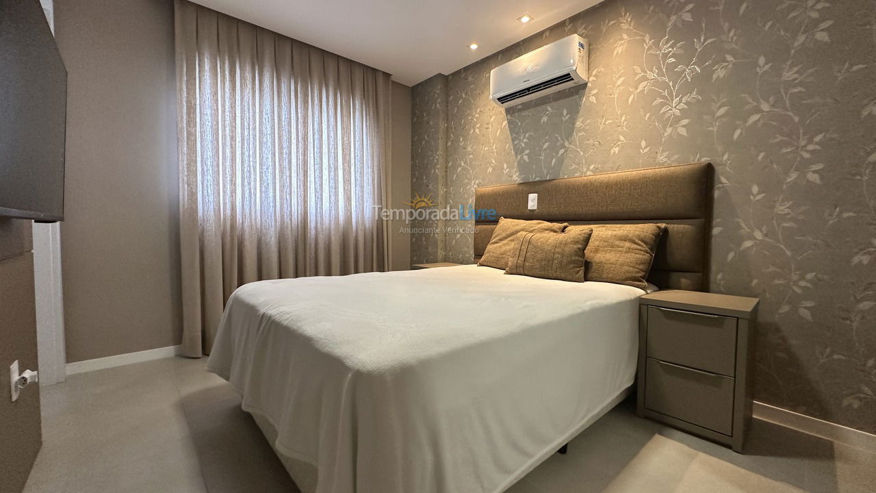 Apartamento para aluguel de temporada em Bombinhas (Canto Grande)