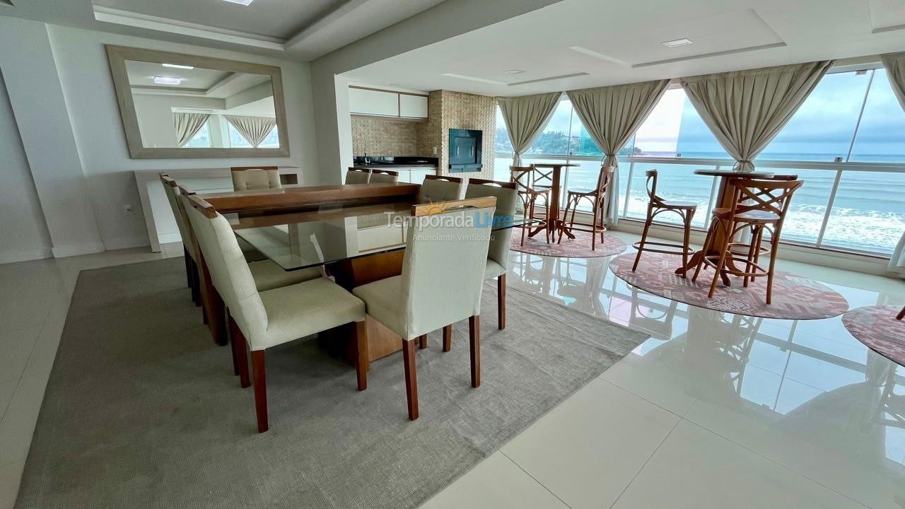 Apartment for vacation rental in Itapema (Centro)