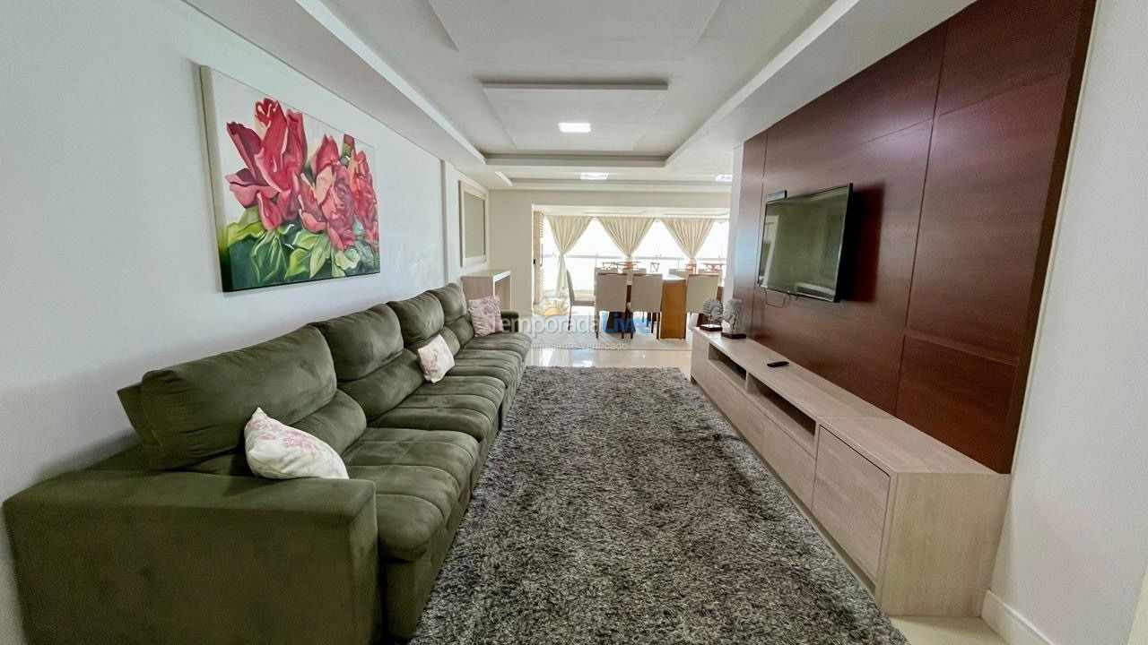 Apartment for vacation rental in Itapema (Centro)