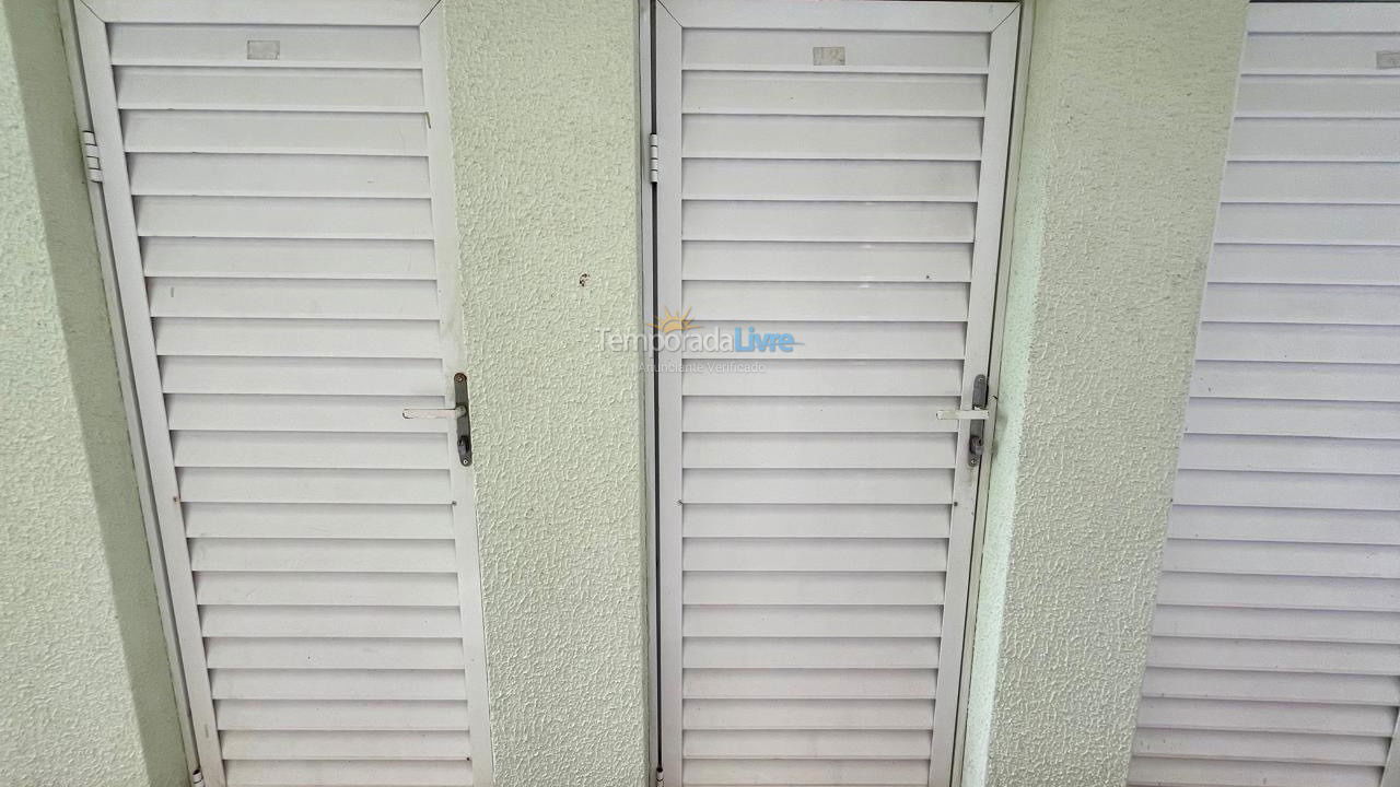 Apartment for vacation rental in Itapema (Centro)