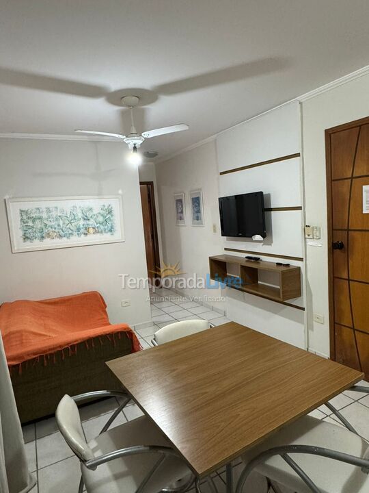 Apartment for vacation rental in Caraguatatuba (Centro)