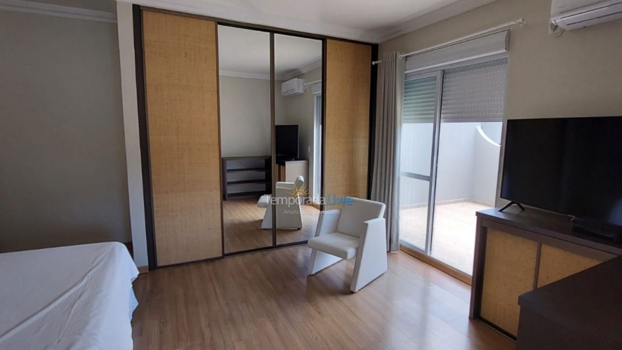 Casa para aluguel de temporada em Florianopolis (Canasvieiras)