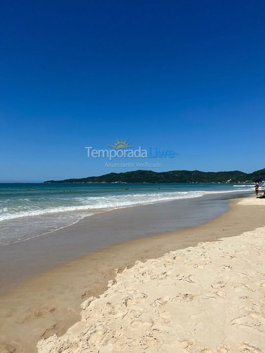 House for vacation rental in Bombinhas (Praia de Bombas)