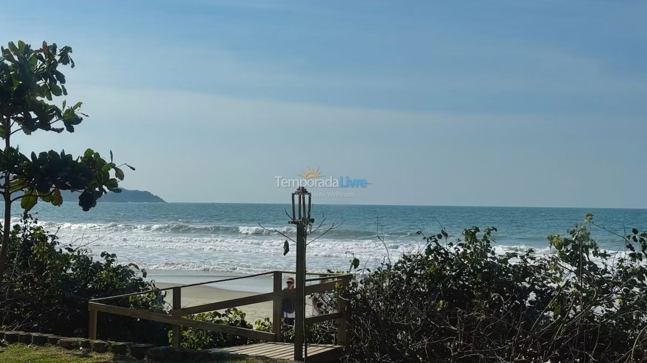 House for vacation rental in Bombinhas (Praia de Bombas)