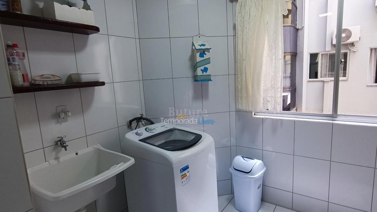 Apartamento para aluguel de temporada em Itapema (Meia Praia)