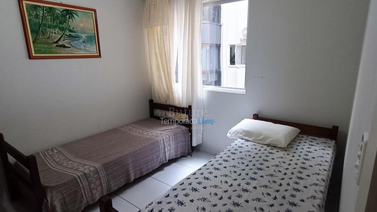 Apartamento para aluguel de temporada em Itapema (Meia Praia)