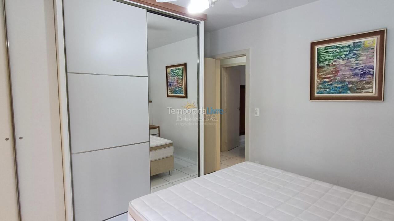 Apartamento para aluguel de temporada em Itapema (Meia Praia)