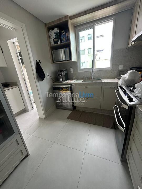 Apartamento para alquiler de vacaciones em Itapema (Meia Praia)