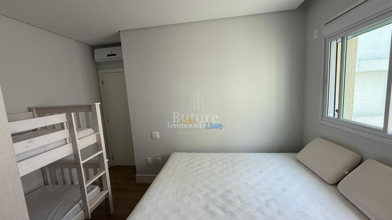 Apartamento para alquiler de vacaciones em Itapema (Meia Praia)
