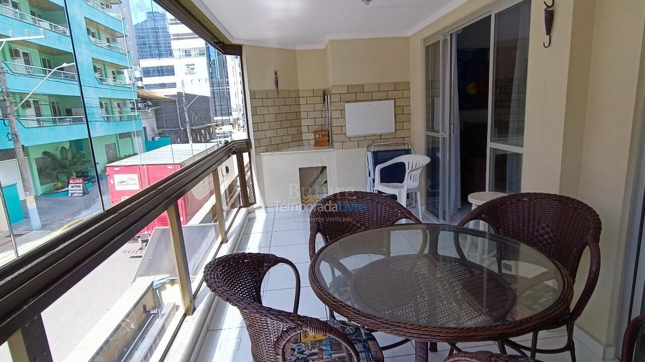 Apartamento para aluguel de temporada em Itapema (Meia Praia)
