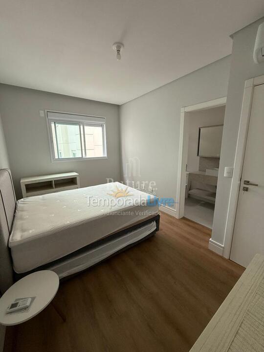 Apartamento para alquiler de vacaciones em Itapema (Meia Praia)