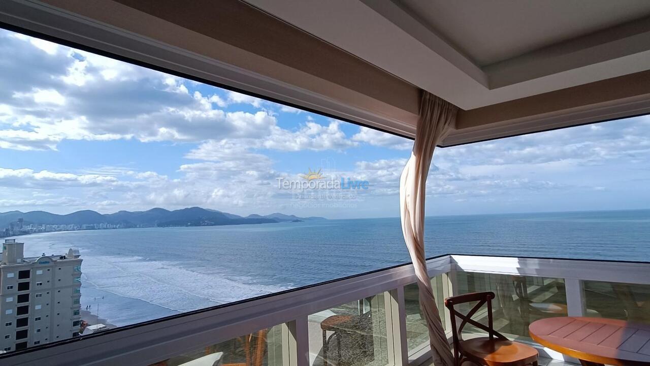 Apartment for vacation rental in Itapema (Meia Praia)