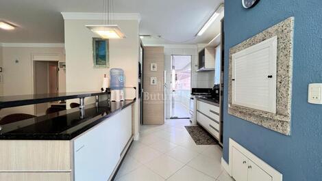 GREAT APARTMENT 03 SLEEP 01 SUITE SQUARE SEA