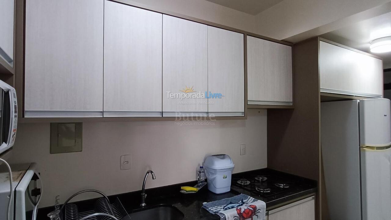 Apartamento para alquiler de vacaciones em Itapema (Meia Praia)