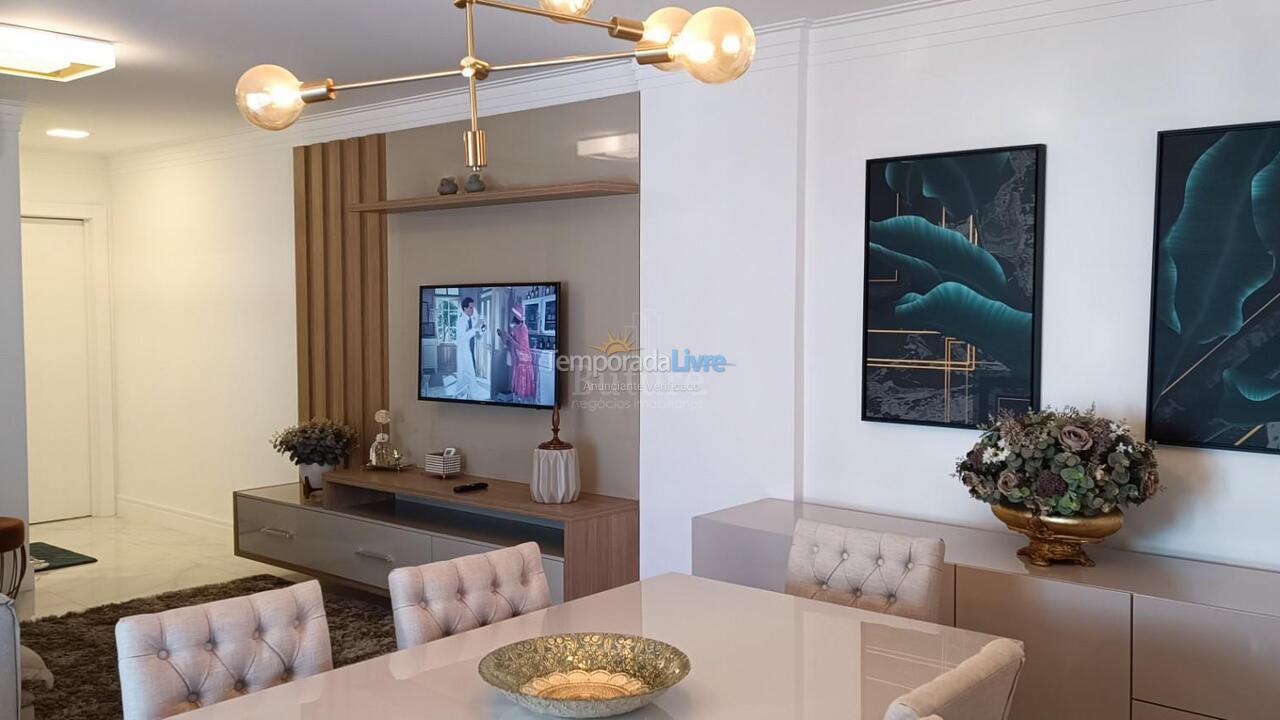 Apartamento para alquiler de vacaciones em Itapema (Meia Praia)