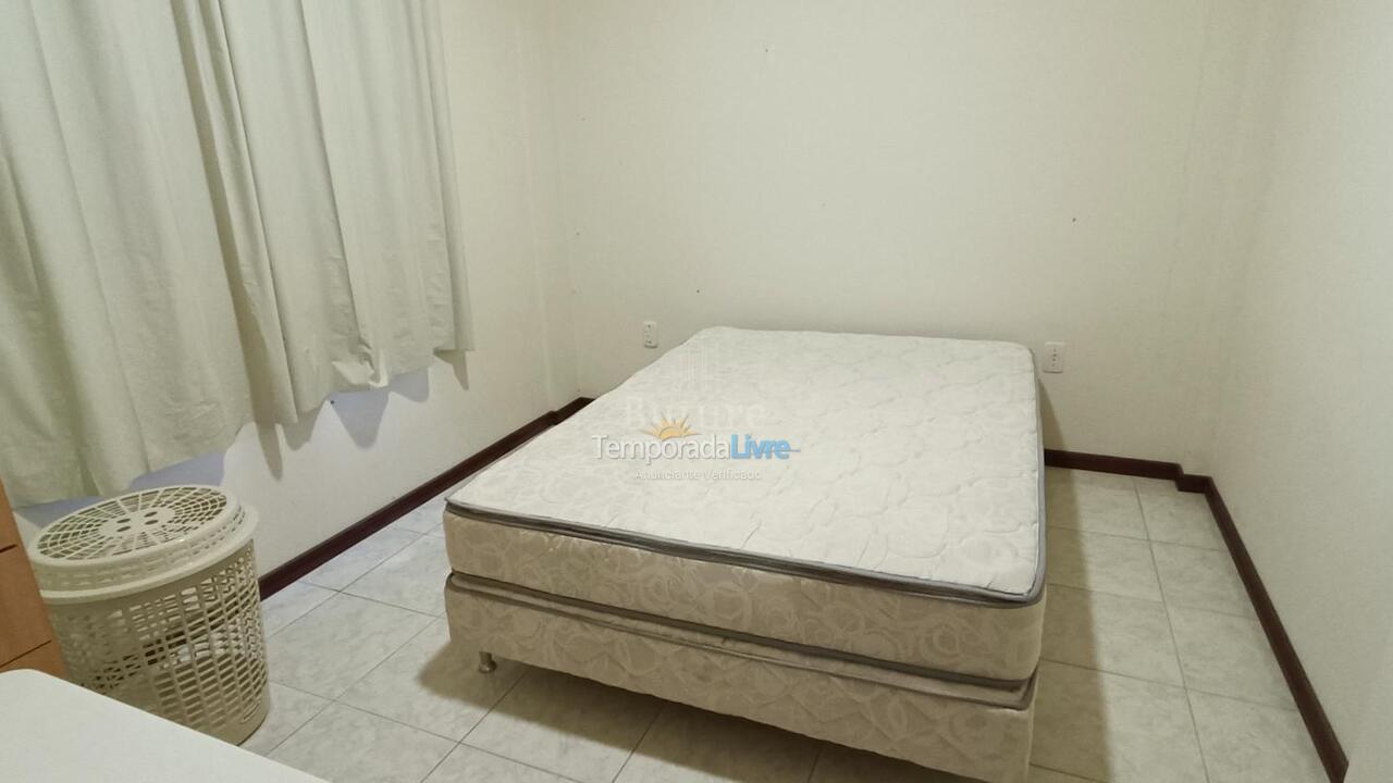 Apartment for vacation rental in Itapema (Meia Praia)