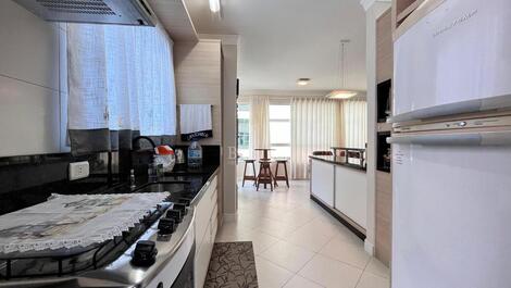 GREAT APARTMENT 03 SLEEP 01 SUITE SQUARE SEA