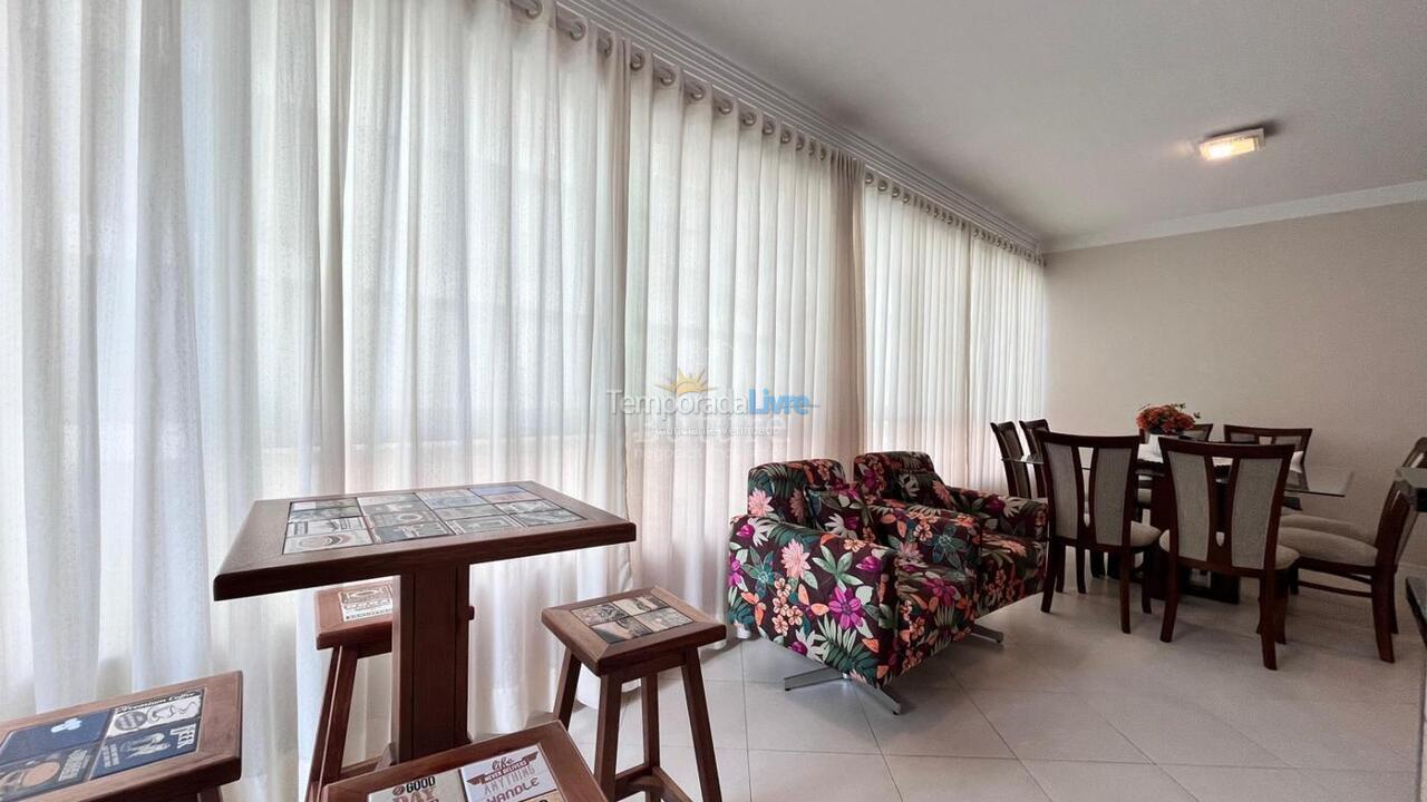Apartment for vacation rental in Itapema (Meia Praia)