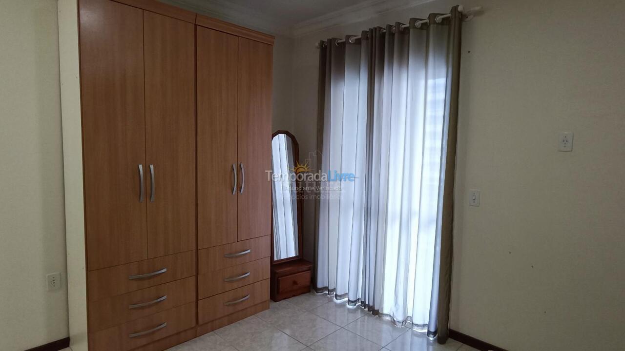 Apartment for vacation rental in Itapema (Meia Praia)