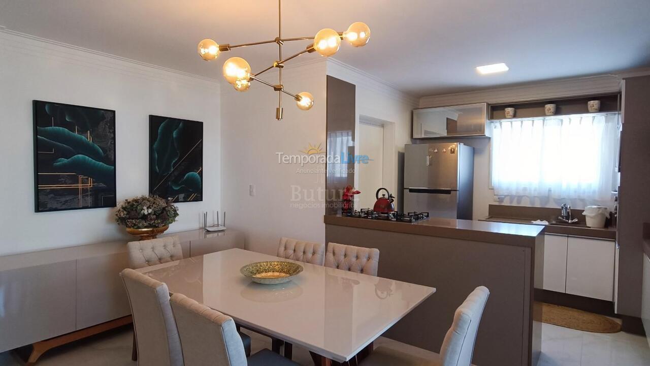 Apartamento para alquiler de vacaciones em Itapema (Meia Praia)