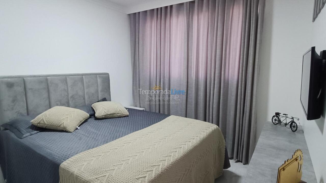 Apartamento para alquiler de vacaciones em Itapema (Meia Praia)