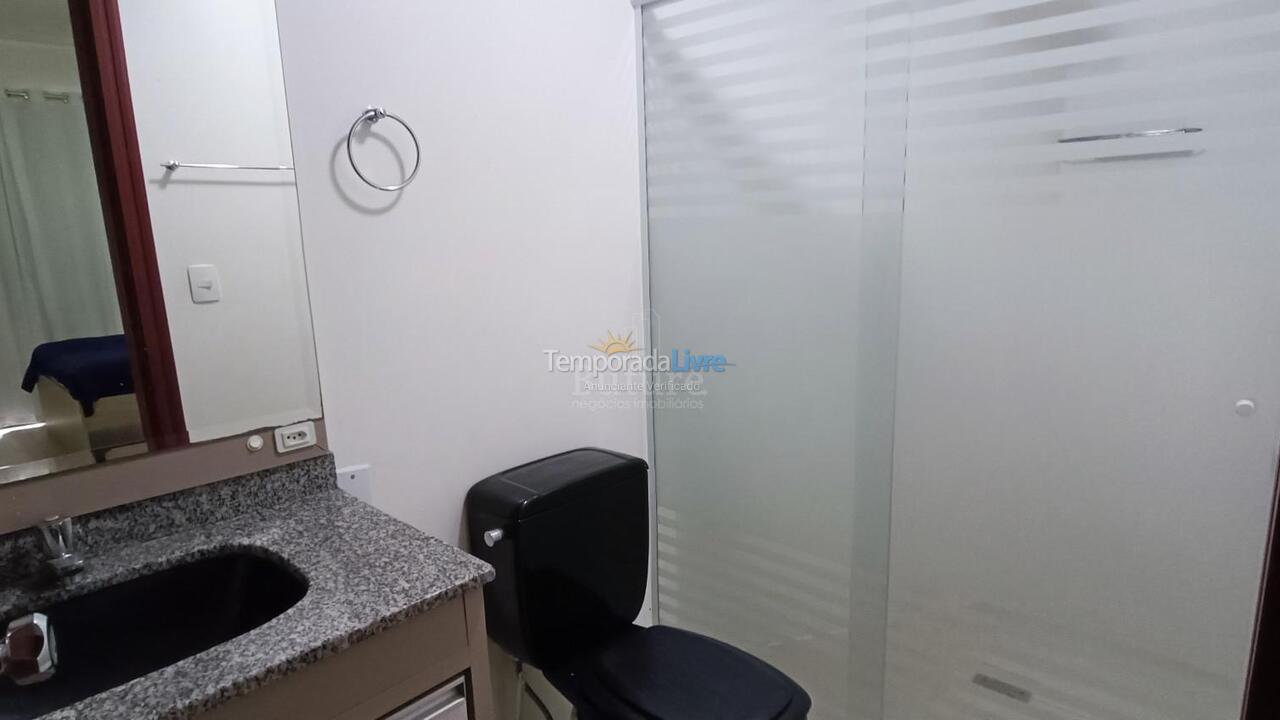 Apartamento para alquiler de vacaciones em Itapema (Meia Praia)
