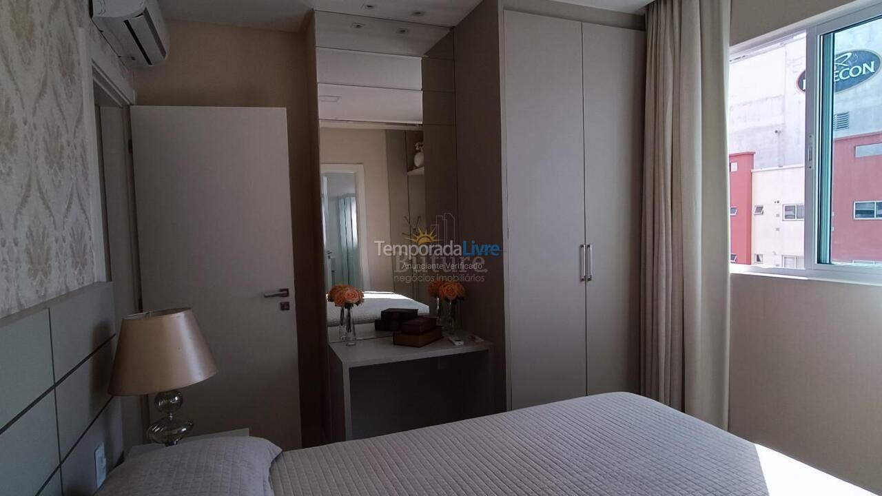 Apartment for vacation rental in Itapema (Meia Praia)