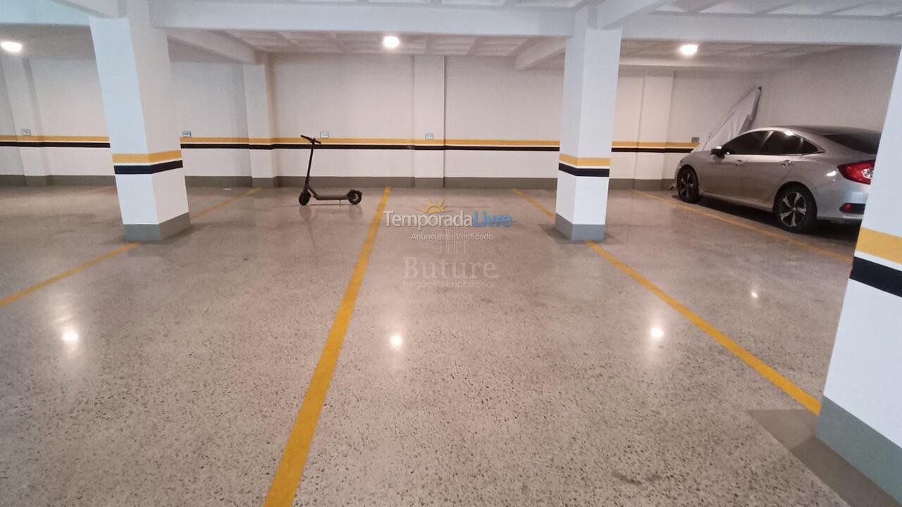 Apartamento para alquiler de vacaciones em Itapema (Meia Praia)