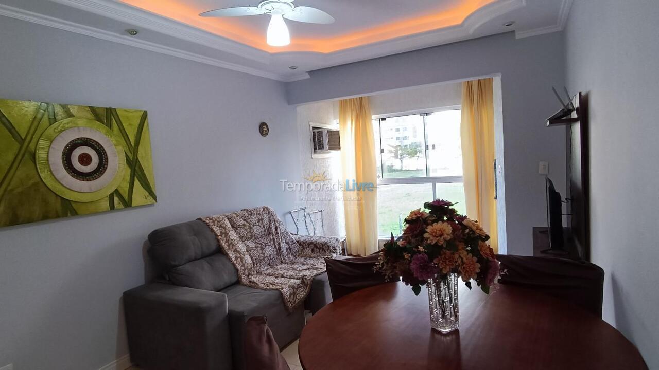 Apartamento para aluguel de temporada em Itapema (Meia Praia)