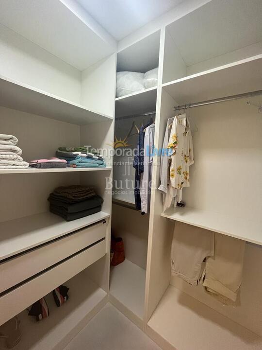 Apartamento para aluguel de temporada em Itapema (Meia Praia)