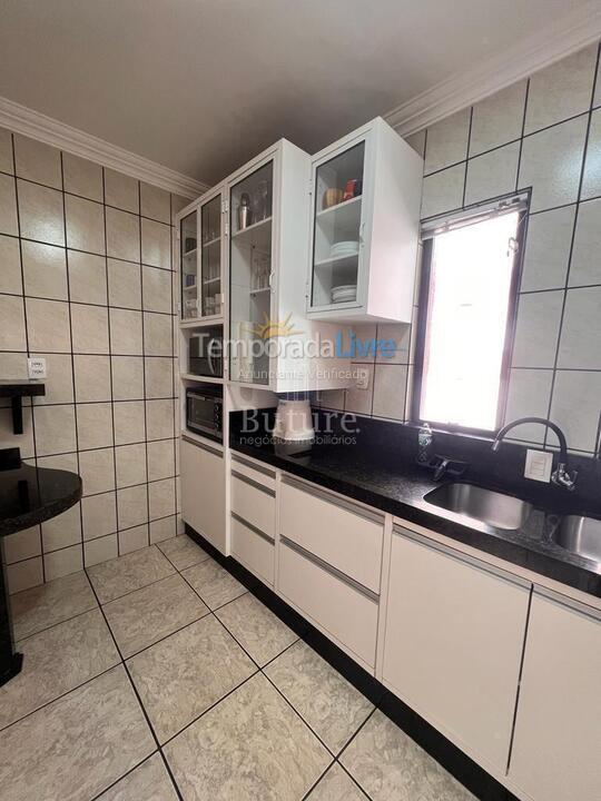 Apartamento para alquiler de vacaciones em Itapema (Meia Praia)