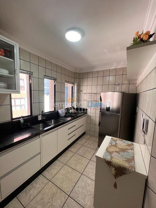 Apartamento para alquiler de vacaciones em Itapema (Meia Praia)