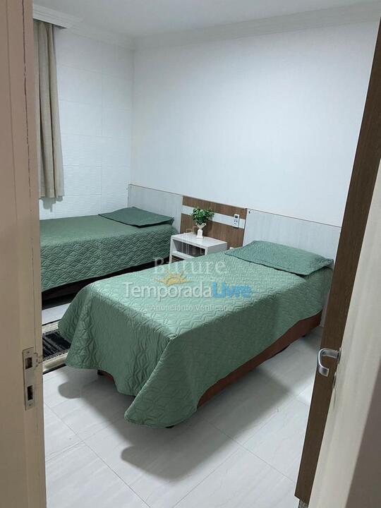 Apartamento para alquiler de vacaciones em Itapema (Meia Praia)