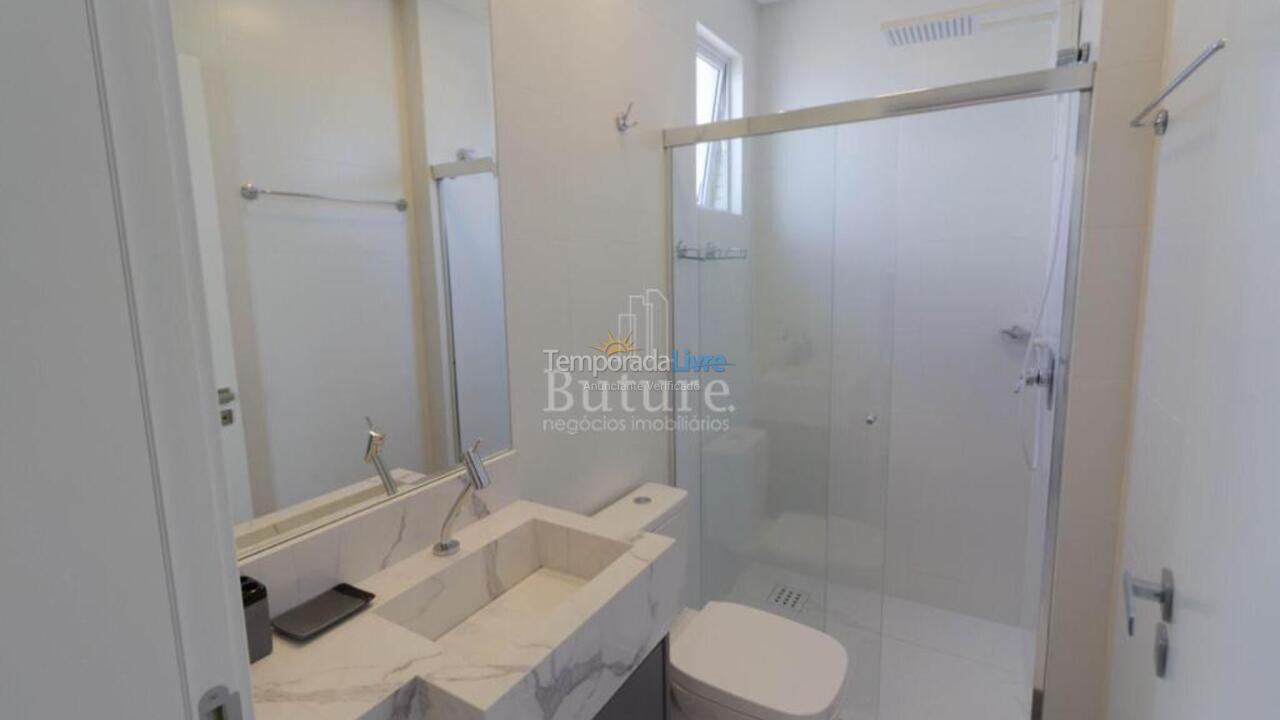 Apartamento para alquiler de vacaciones em Itapema (Meia Praia)