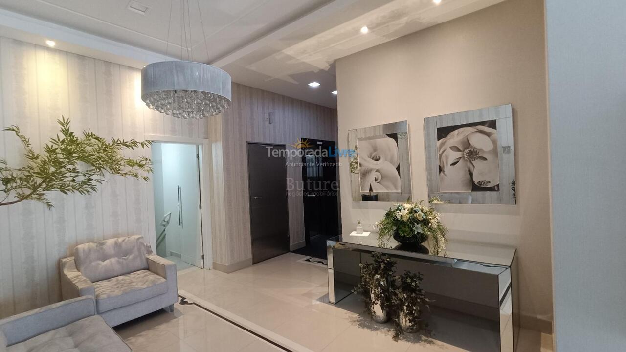 Apartamento para alquiler de vacaciones em Itapema (Meia Praia)