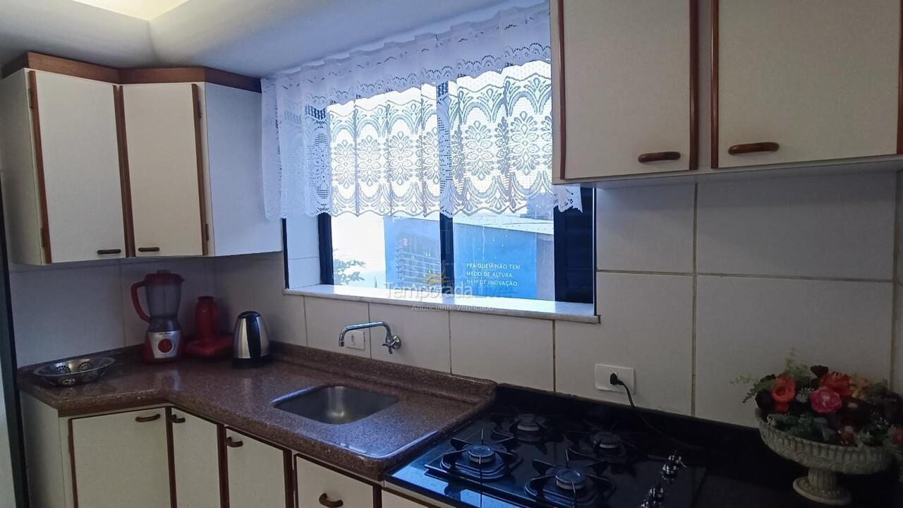 Apartamento para alquiler de vacaciones em Itapema (Meia Praia)