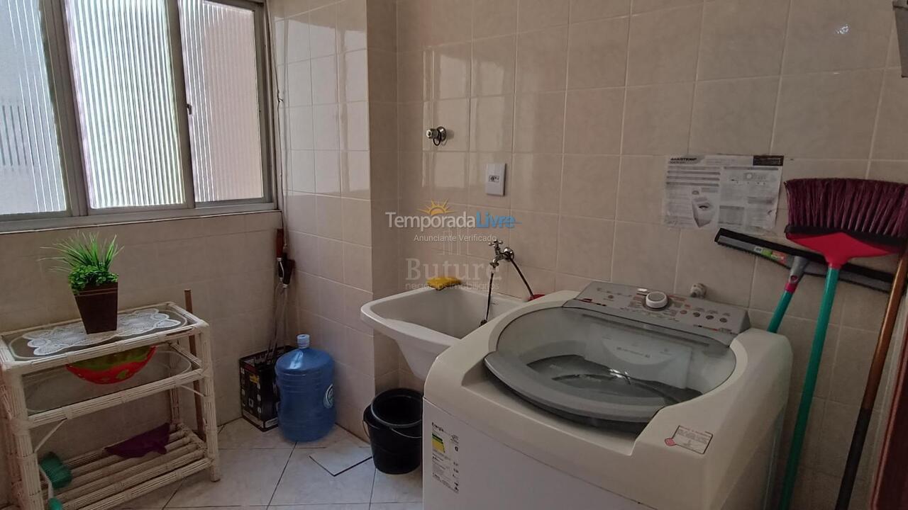 Apartamento para aluguel de temporada em Itapema (Meia Praia)