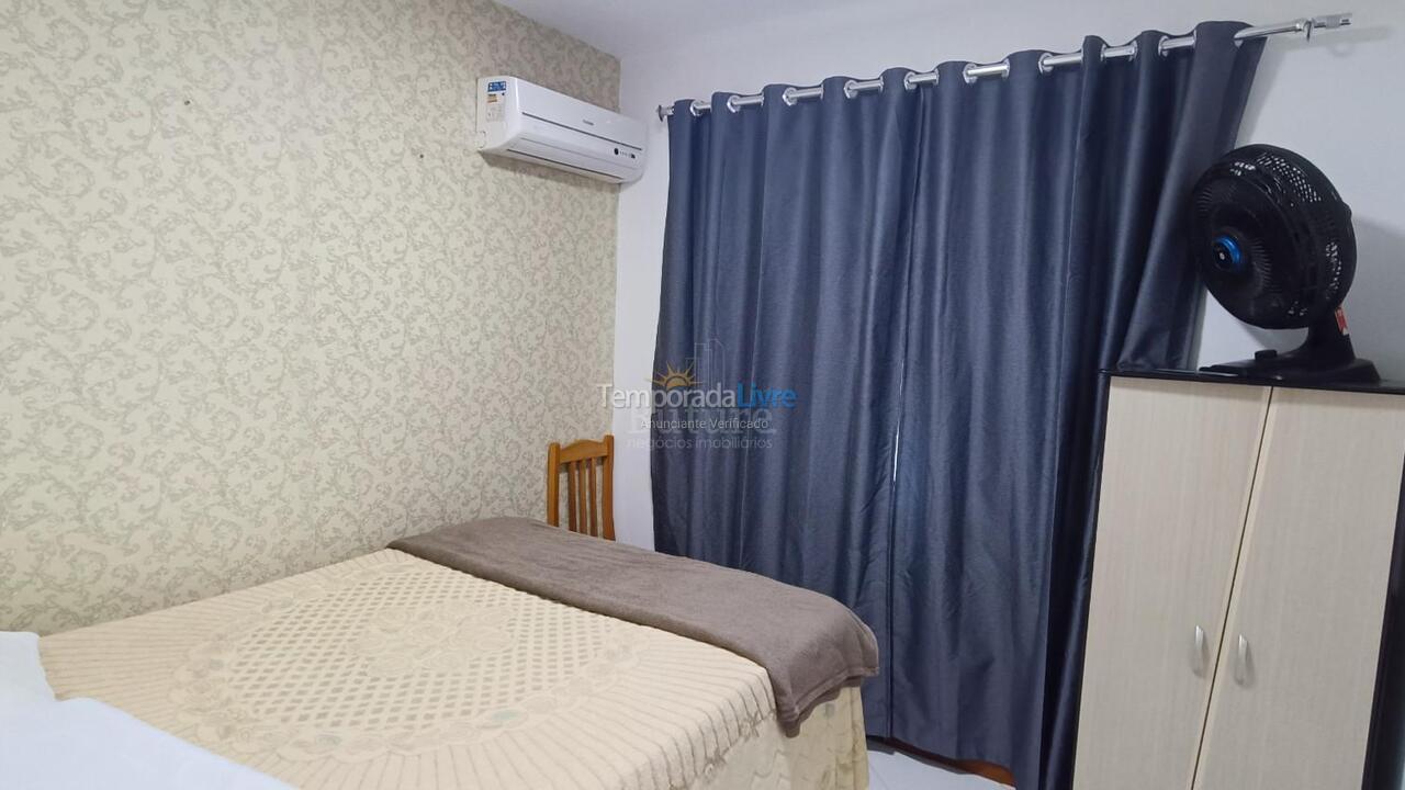 Apartamento para alquiler de vacaciones em Itapema (Meia Praia)