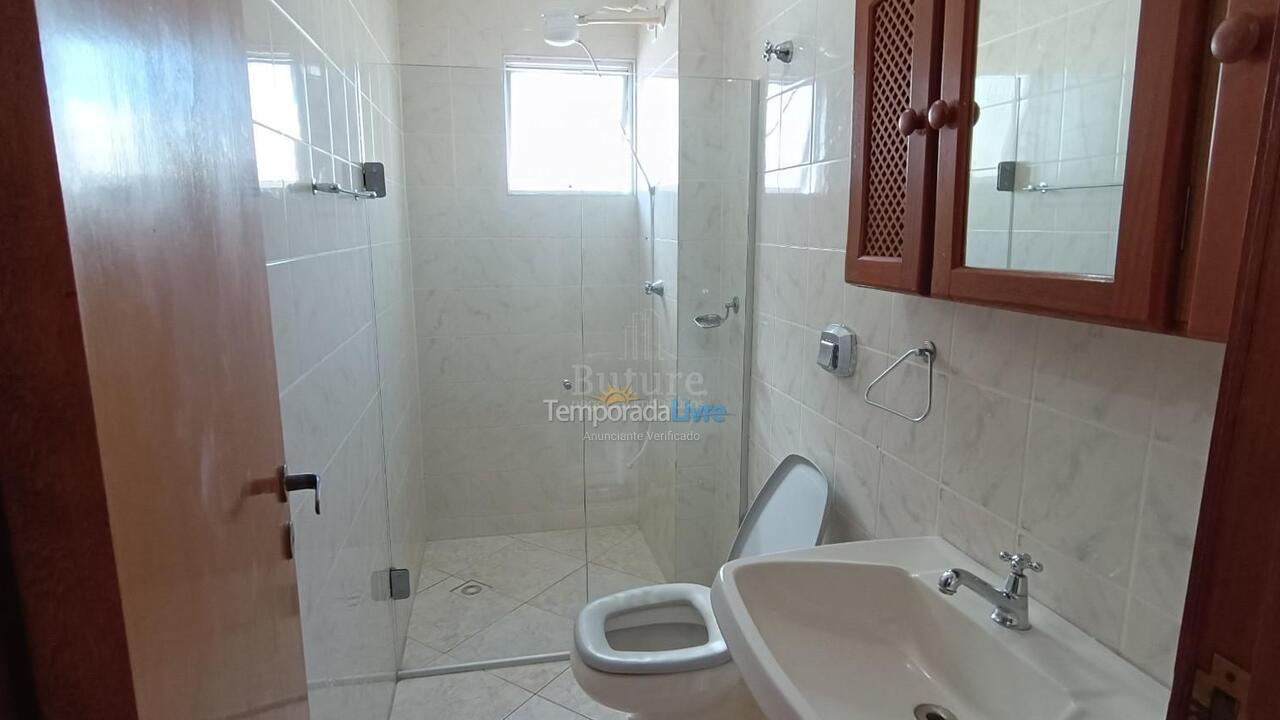 Apartamento para aluguel de temporada em Itapema (Meia Praia)