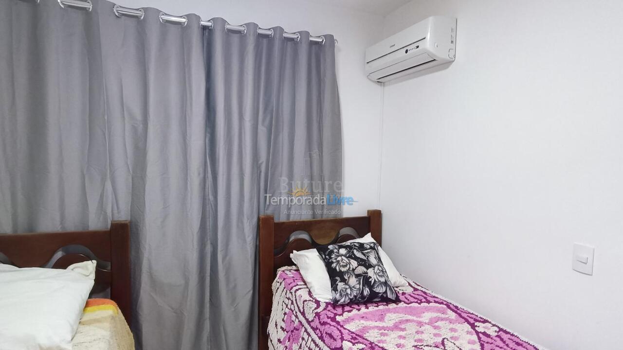 Apartamento para alquiler de vacaciones em Itapema (Meia Praia)